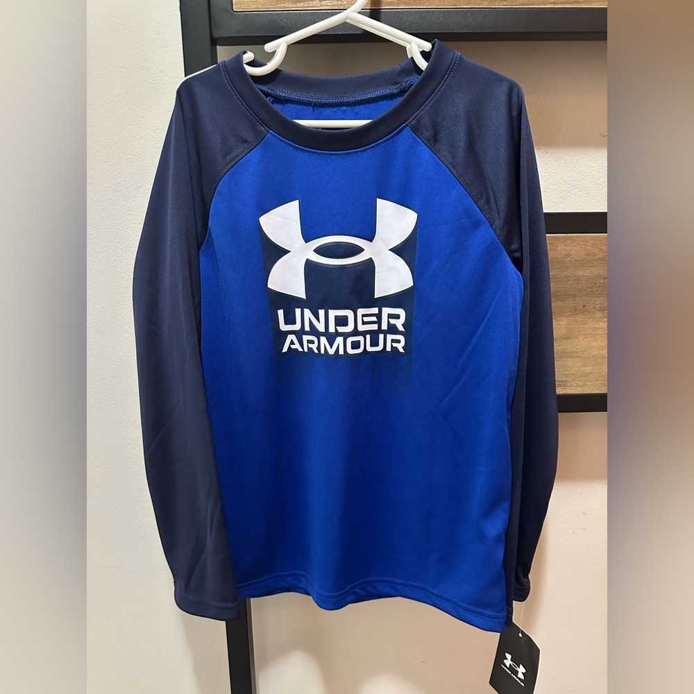 Under Armour NEW with tags blue long sleeve shirt